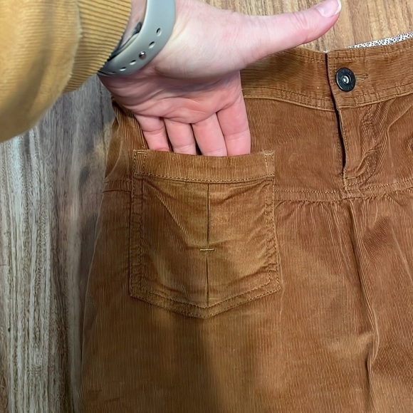 Athleta women’s skirt 4 small mini corduroy tan brown pockets stretch casual - Picture 3 of 7